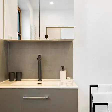 Schoenauer Hof - Rosalie Appartement *