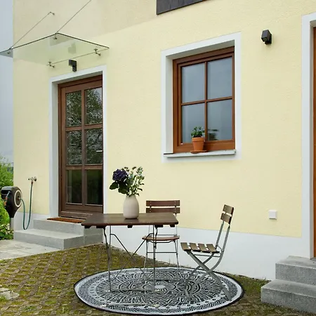 Schoenauer Hof - Rosalie Appartement